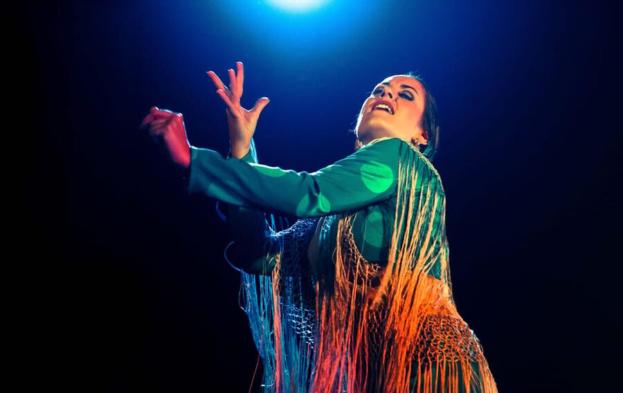 "Algarabía": Flamenco Show at Café Ziryab. Madrid - Before the Show: Café Time, Drinks, and Art on the Walls