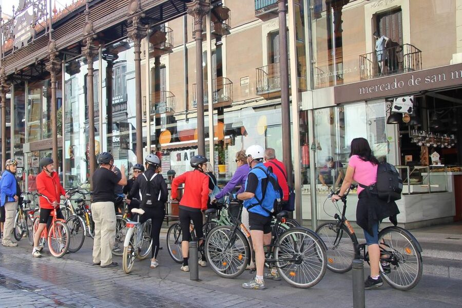 Best of Madrid: 3-Hour Guided Bike Tour in Small Groups - Guides Like Abdul, Angi, and James: What Makes the Tour Click
