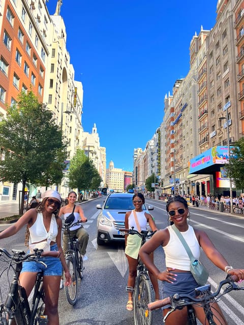 Best of Madrid: 3-Hour Guided Bike Tour in Small Groups - Rent and Roll Madrid: Getting Your Bike, Helmet, and Confidence