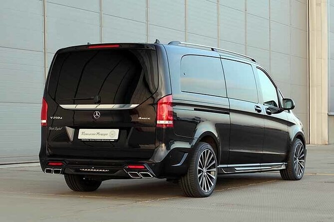 Departure Private Transfer from Madrid to MAD Airport by Van - Riding to MAD in a Mercedes Viano style van