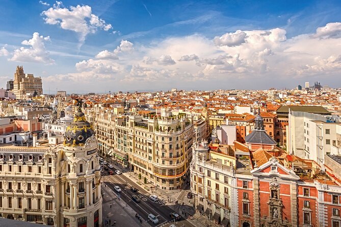 Escape the Inquisition in Madrid Exploration Game - Meeting points and the no-human-contact setup