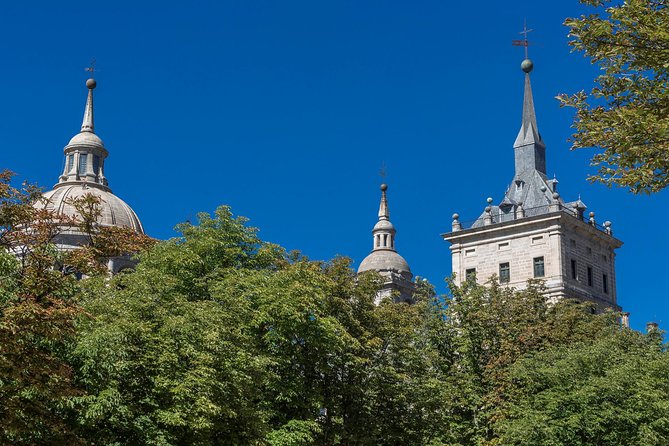 Escorial Monastery and the Valley of the Fallen from Madrid - Bilingual guiding: how English quality can shape your day