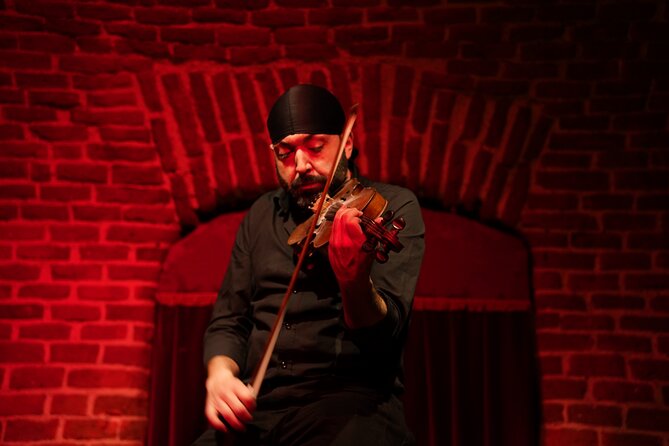 Essential Flamenco: Pure Flamenco Show in the Heart of Madrid - Pre-Show Storytelling and a Friendly Welcome