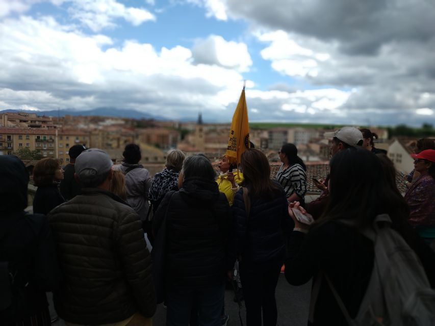From Madrid: Guided Day Trip to Segovia and Toledo - Toledo Cathedral and the Jewish Quarter maze
