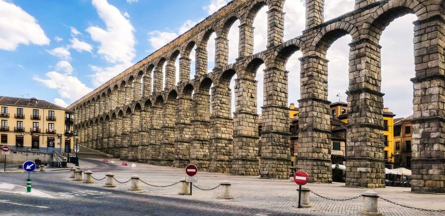From Madrid: Guided Day Trip to Segovia, optional Alcázar - Free Time in Segovia: How to Use It Without Getting Adrift