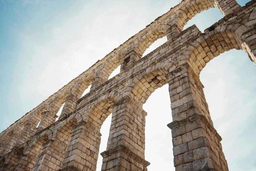 From Madrid: Half-Day or Full-Day Trip to Segovia - First stop: the Aqueduct at Plaza del Azoguejo