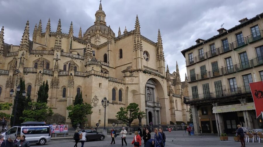 From Madrid: Half-Day or Full-Day Trip to Segovia - Segovia Cathedral: late-Gothic drama in stone