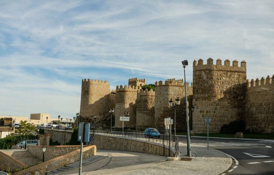From Madrid: Segovia & Avila Day Trip with Optional Tickets - Segovia free time and lunch: when the optional meal is a smart add-on