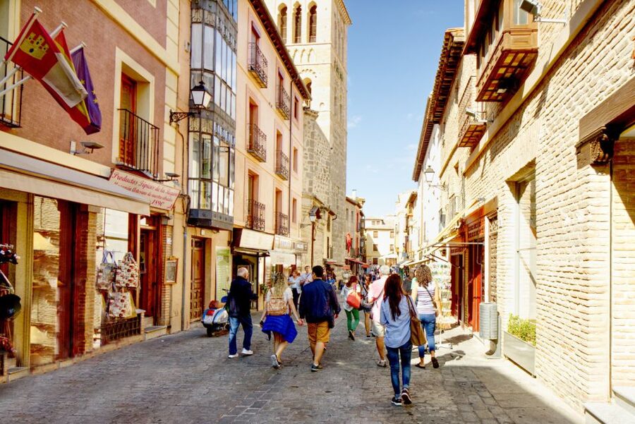 From Madrid: Toledo and Segovia Guided Day Trip - Buses, Comfort, and the Packing Rules That Matter