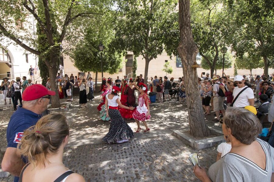 From Madrid: Toledo Full-Day Trip with Optional Cathedral - Free time in Toledo, how to use your hours without rushing