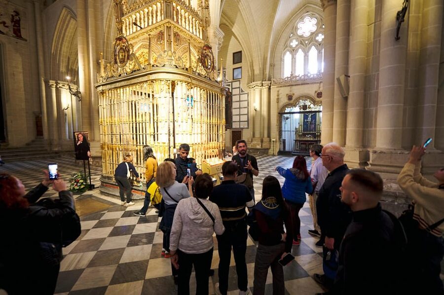 From Madrid: Toledo with 3 Monuments and Optional Cathedral - Toledo Cathedral Option: What You Gain With Guided Mysteries