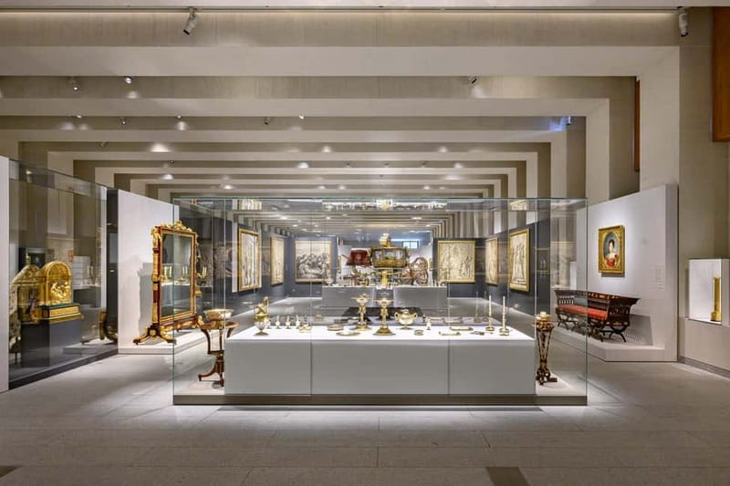 Guided Tour of The Royal Collections Gallery - Royal Collections Gallery: what you’re really seeing