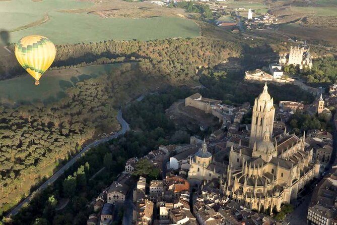 Hot Air Balloon over Segovia with Optional Transfers from Madrid - Basket Size, Comfort, and One Part You Should Prepare For