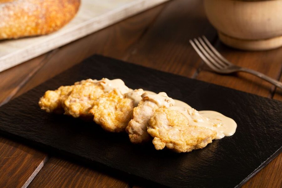 Madrid: 10 Tapas 2.5-Hour Cooking Class - Tapas across Spain: gilda from the Basque Country and pan tumaca from Catalonia