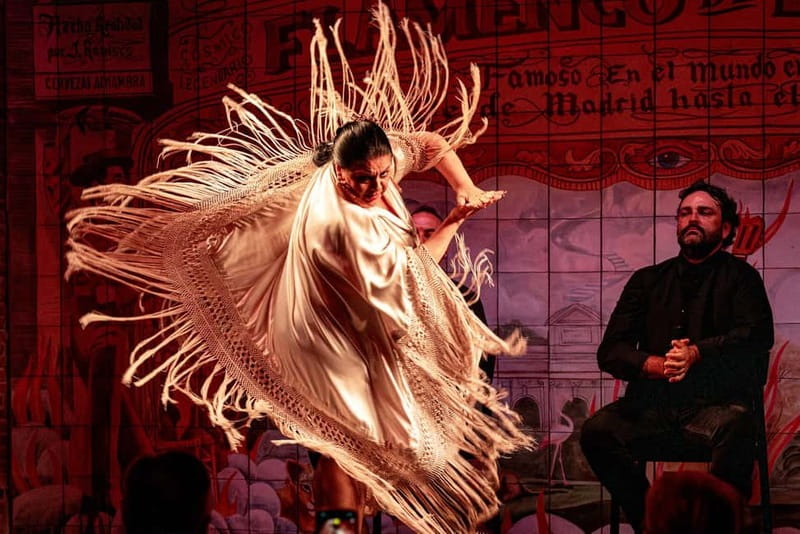 Madrid: Authentic Flamenco at Flamenco de Leones with drink - Your night plan: drink, tapas, dinner, then the show