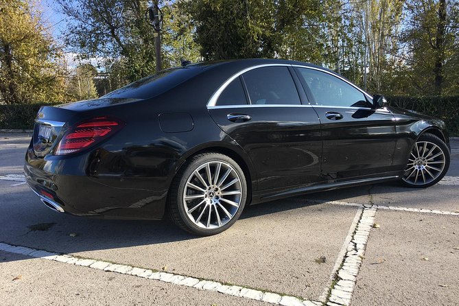 Madrid Barajas Airport Private Transfer To Madrid City - What to do before you land so pickup feels easy
