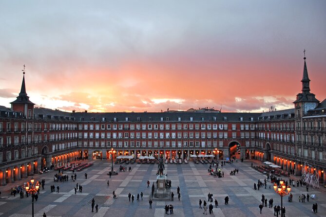 Madrid Best Walking Tour: Old city and Royal sites - Plaza de España and Plaza de Oriente: Don Quixote to Visigoth Kings