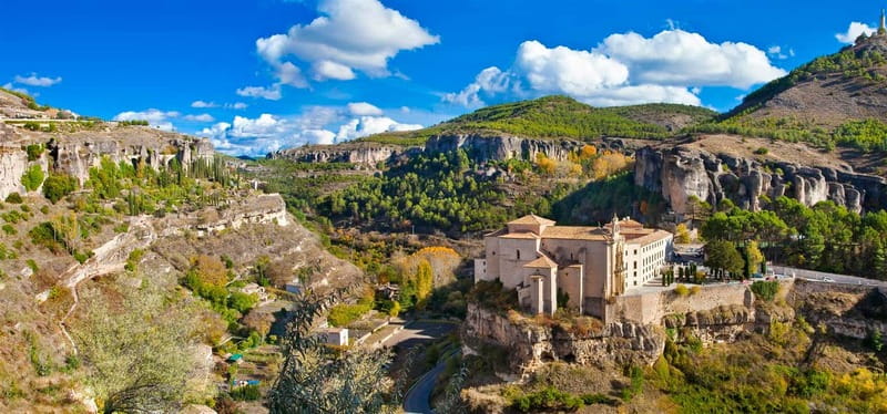 Madrid: Cuenca Day Tour with or without Enchanted City - Pace, group size, and why the guide makes the day work