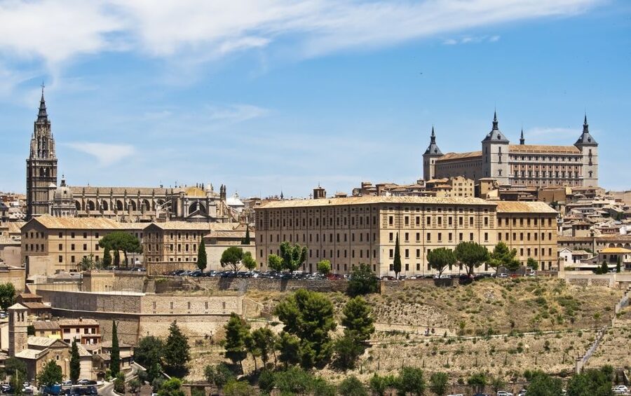 Madrid: Day Trip to Toledo with Walking Tour & Small Group - Toledo Cathedral: the inside visit that makes the whole day click