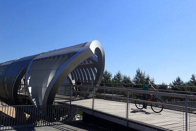 Madrid E-Bike Small Group Tour - Paseo del Prado and the Golden Triangle angle