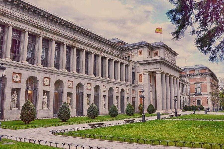 Madrid: El Prado Museum and the Royal Palace Guided Tour - Key takeaways before you go
