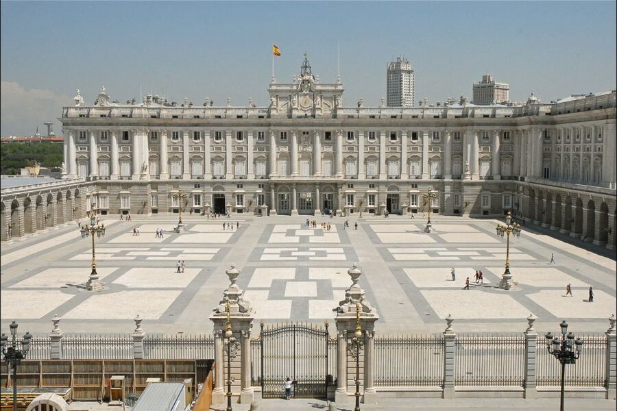 Madrid: El Prado Museum and the Royal Palace Guided Tour - Price and what you get for $74 per person