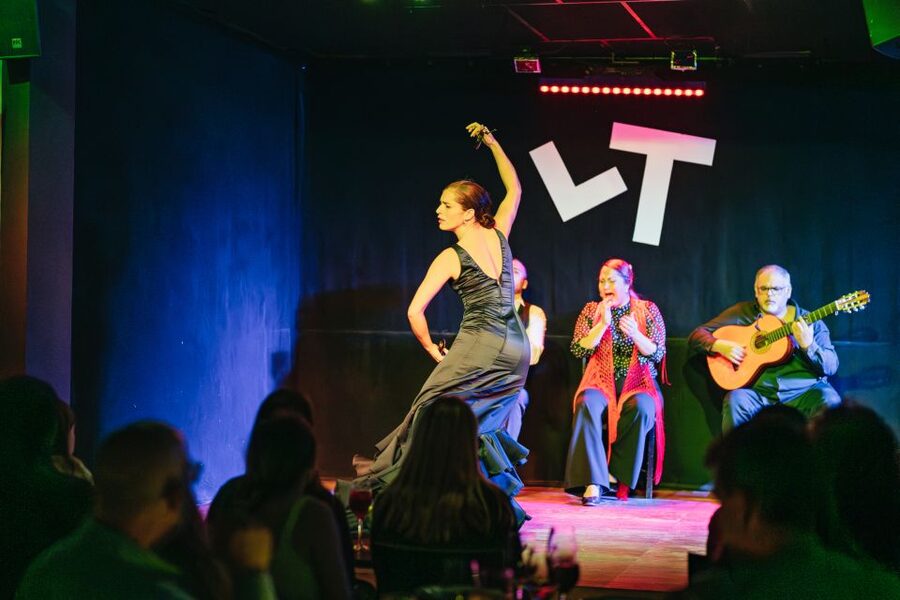 Madrid: Flamenco Show at Tablao "Las Tablas" with Drink - Finding Las Tablas: the tricky part of Plaza de España