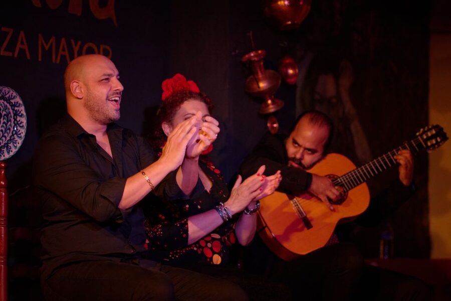 Madrid: Flamenco Show La Quimera with Drinks & Dinner Option - Key things that make this flamenco show worth your time