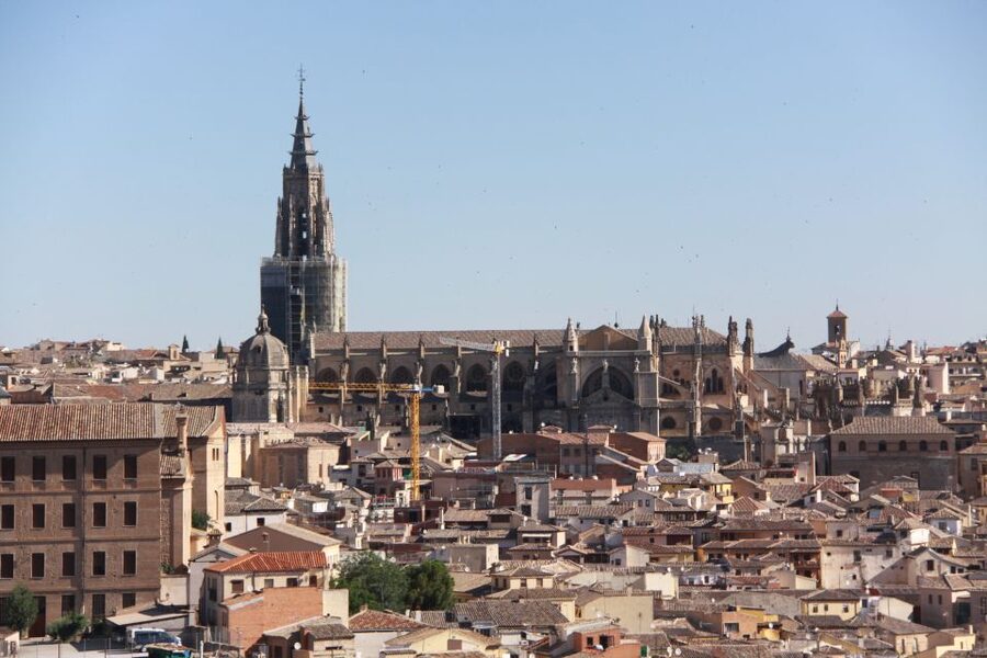 Madrid: Full-Day Guided Tour of Toledo with Cathedral Visit - Toledo From Madrid: Why a Full Day Works