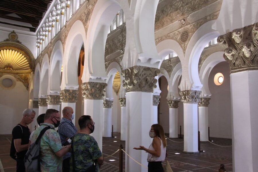 Madrid: Full-Day Guided Tour of Toledo with Cathedral Visit - Your 75-Minute Break: How to Use It Without Wasting It