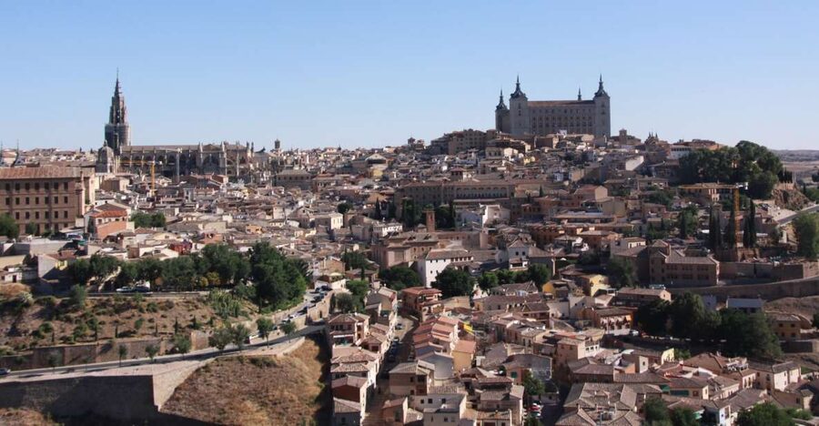 Madrid: Full-Day Guided Tour of Toledo with Cathedral Visit - Meeting Point, Bus Ride, and Why Hearing Matters