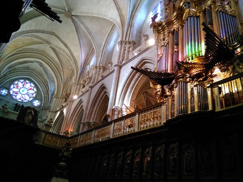 Madrid:Full Day Trip to Cuenca, Cathedral and Hanging Houses - A cliffside city that makes sense in a single guided day