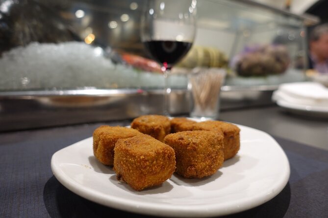 Madrid Gourmet Tapas Small Group Tour - Retiro Park Meets Tapas: Starting at 8:00 pm