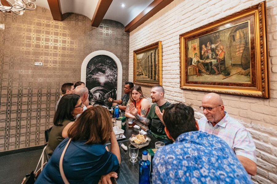 Madrid: Guided Tapas Tour with Tastings and Drinks - Stop 2: the typical neighborhood bar pace