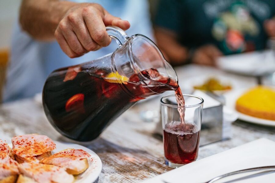 Madrid: Guided Tapas Tour with Tastings and Drinks - Stop 3: the contemporary slow-food tavern moment
