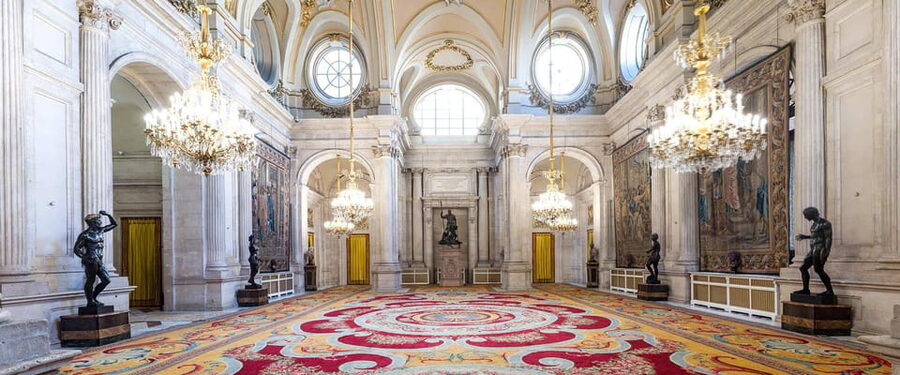 Madrid: Guided Tour of the Royal Palace with Fast Access - Royal Palace in 90 minutes, without the ticket scramble