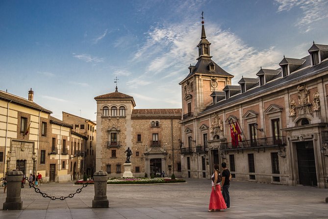 Madrid Highlights Bike Tour - Mercado de la Cebada and Barrio de Las Letras: where the city gets human
