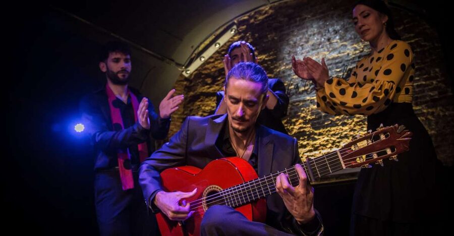 Madrid: La Cueva de Lola Flamenco Show Tickets with Drink - Tickets, seats, and timing for a smooth night
