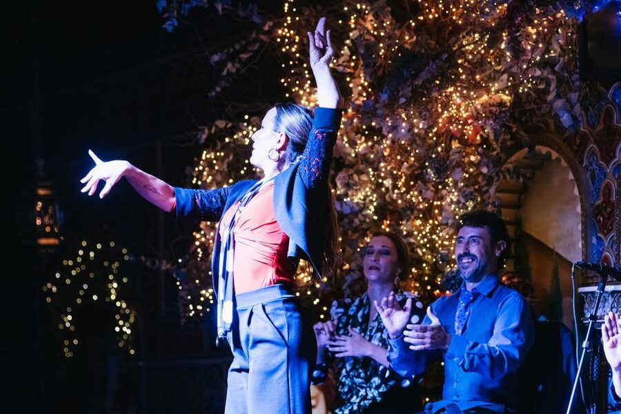 Madrid: Live Flamenco Show with Food and Drinks Options - The show-and-food upgrade: how to order without getting surprised