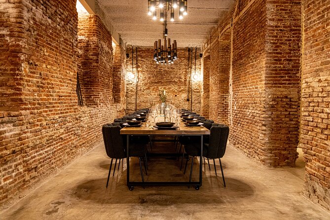 Madrid Local Tapas Tour with Private Dinner and Bottomless Wine - Stop 1: The Cooking Clubhouse Welcome With Bottomless Cava