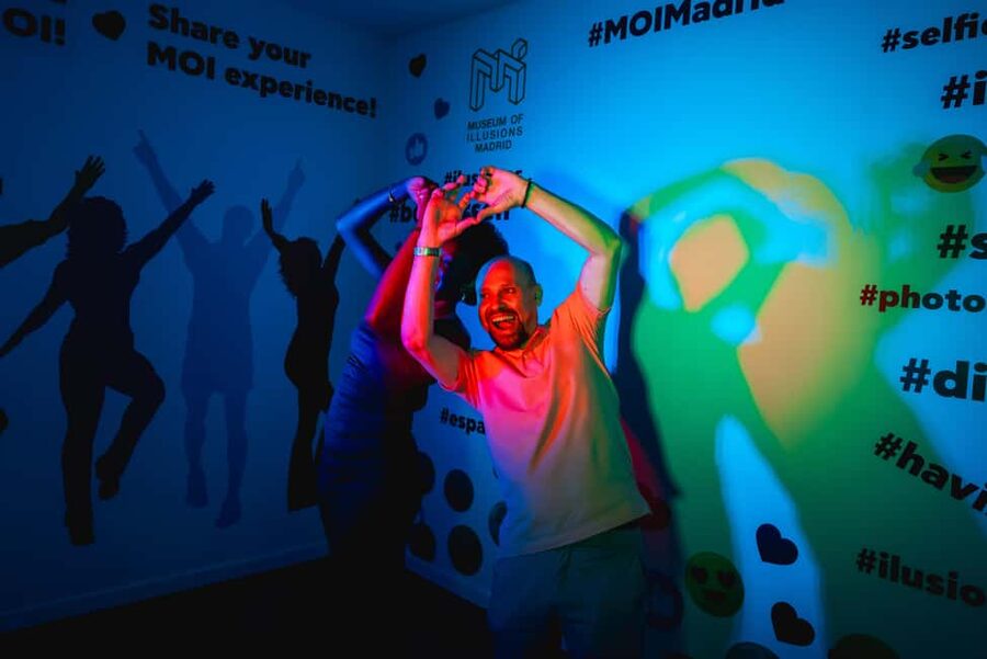 Madrid: Museum of Illusions Ticket - Small group size, and why it helps you take your time