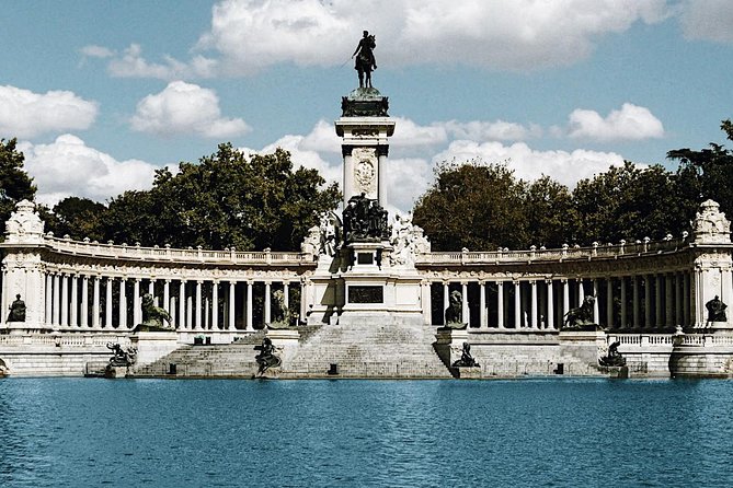 Madrid Old City Guided Walking Tour Semi-Private 12ppl Max - What to Bring and How to Pace Yourself on This Walk