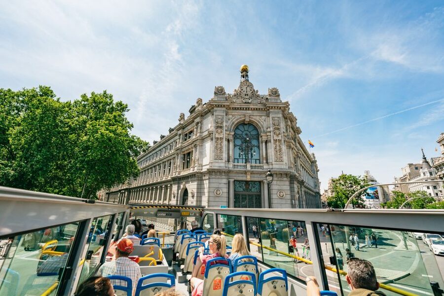 Madrid: Panoramic Route City Tour - Route 2 (Green) for Madrid’s Modern Side: Bernabéu, Museums, and Contemporary Architecture