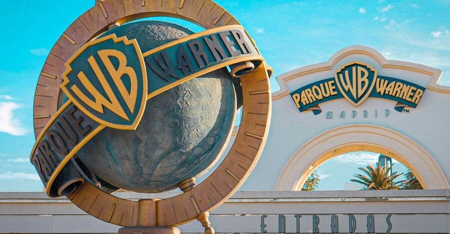 Madrid: Parque Warner Ticket and Roundtrip Transportation - From Plaza Ramales to Parque Warner, the day starts with a plan