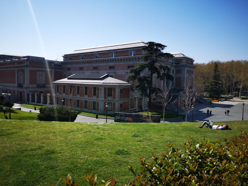 Madrid: Prado Museum Guided Tour - Las Meninas, El Bosco, and the masterpieces people talk about