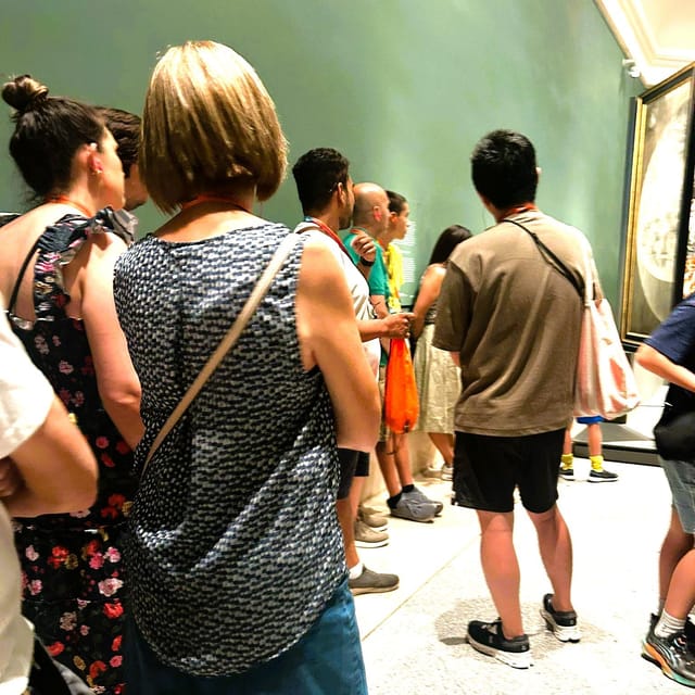 Madrid: Prado Museum Guided Tour with Skip-the-Line Ticket - Meeting at Fuente de Neptuno, then getting inside faster