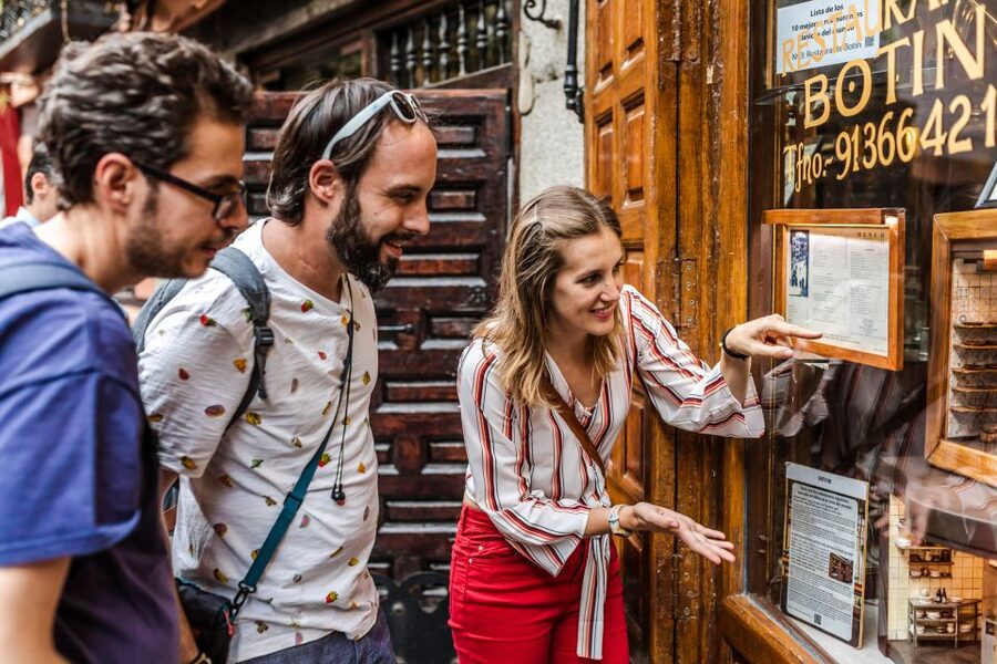 Madrid: Private Custom Experience with a Local, Icons & Gems - Should you book this private custom Madrid experience?