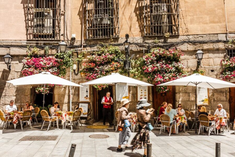 Madrid: Private Custom Experience with a Local, Icons & Gems - Guide style: friendly, prompt, and tailored