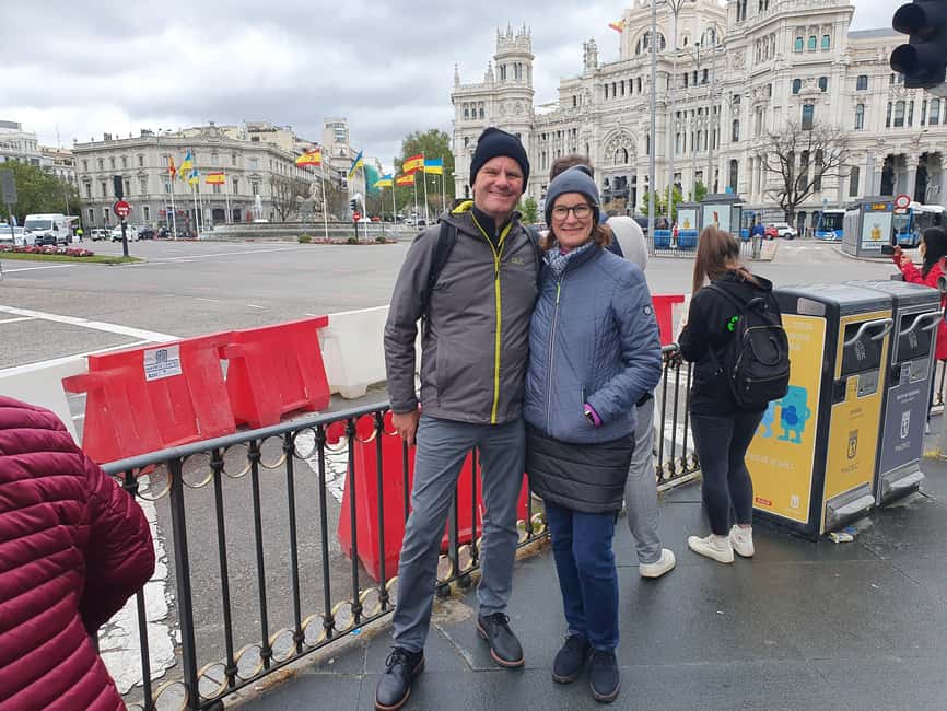 Madrid: Private Customized Walking Tour with a Local Host - A private customized walking tour that starts in your neighborhood