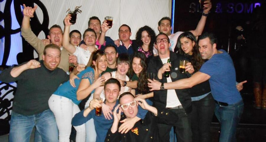 Madrid: Pub Crawl Madrid Running since 2005 Bar Exploration - Spanish bars and western-style rooms: why the mix is worth it